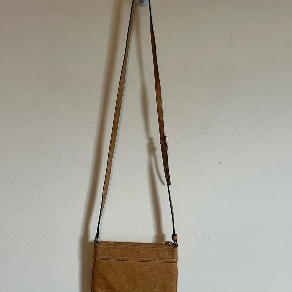 Michael Kors Small Adjustable Leather Crossbody Bag Purse Carmel Brown EUC
